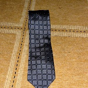 Pierre Cardin, 100% silk tie